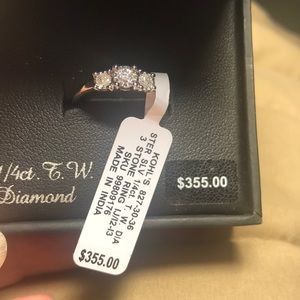 New Sterling Silver Diamond Ring